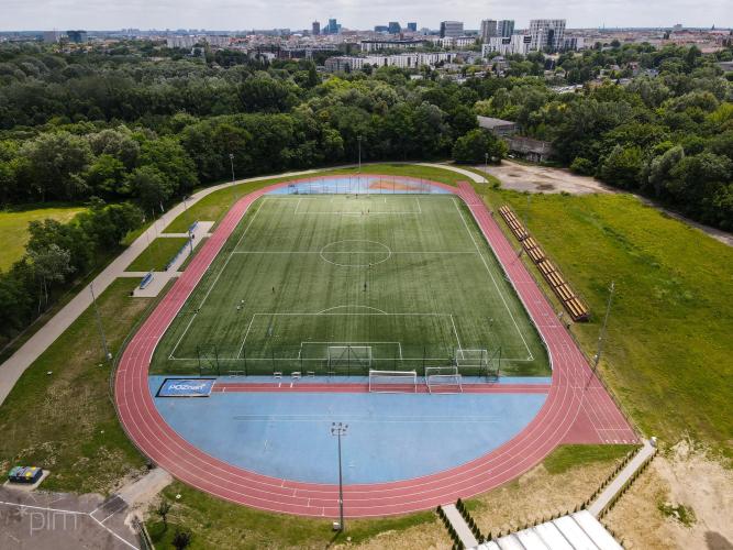 Stadion-rozgrzewkowy-na-Golcinie-2