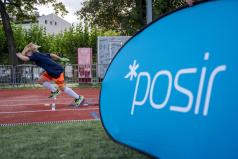 Chopiec-rozpoczyna-bieg-z-blokow-startowych